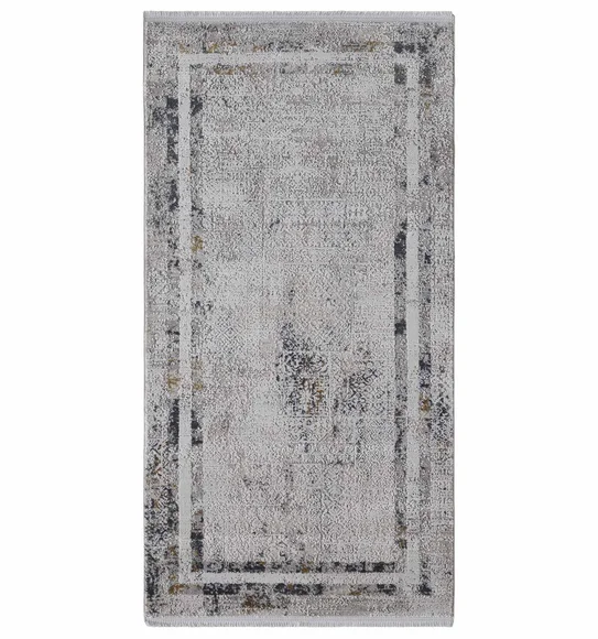 Sweden Classical Runner Cream and Grey