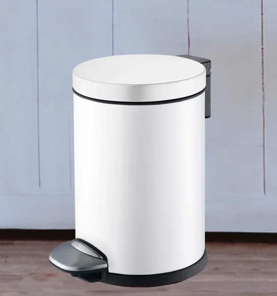 Eko 9219 Luna Soft Close Fingerprint Resistant Step Bin White