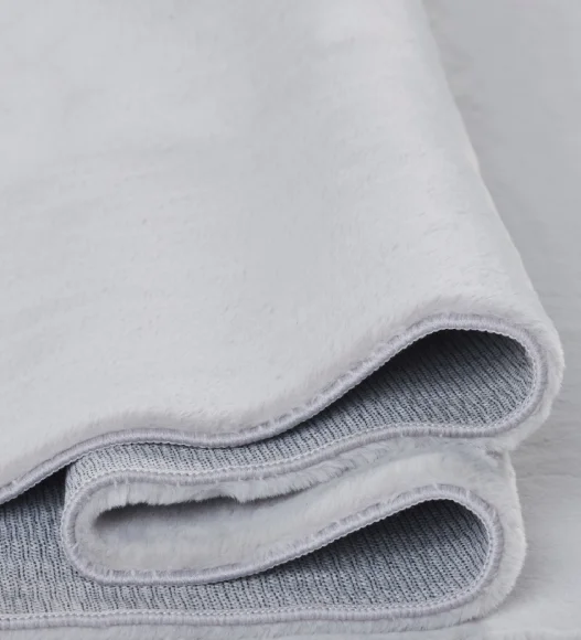 Oslo Jr Rabit Fur Carpet Silver