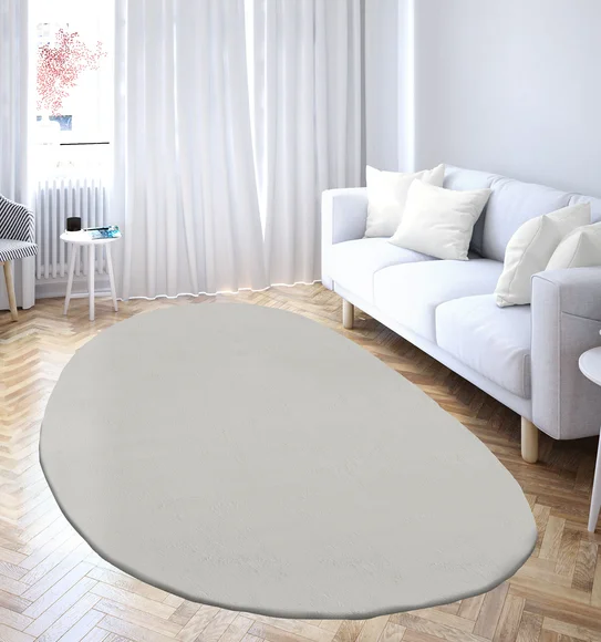 Angola 2 Solid Oval Shaped Carpet Silver