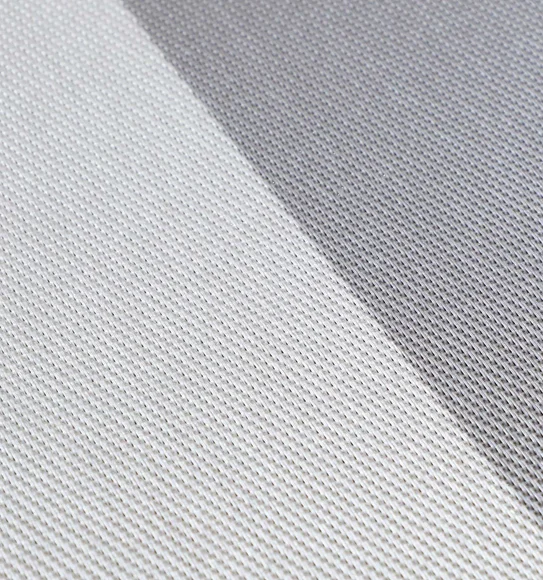 Avono Heat Resistant and Washable Table Mat Silver