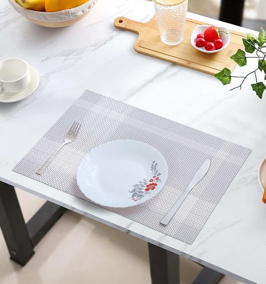Avono Heat Resistant and Washable Table Mat Grey