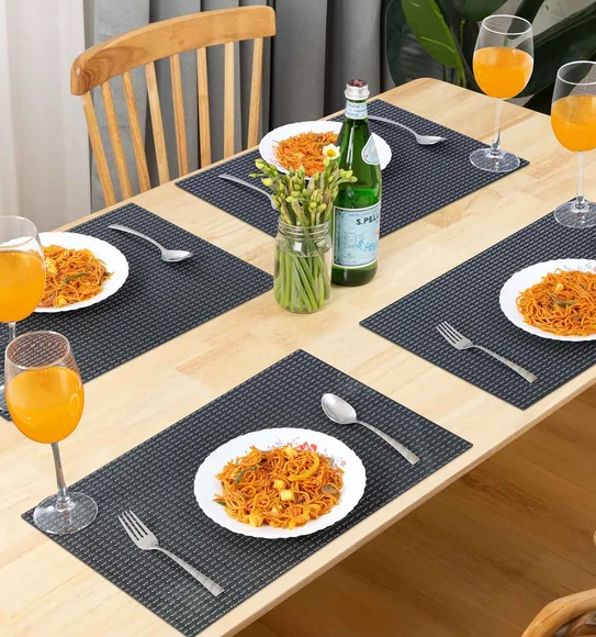 Avono Heat Resistant and Washable Table Mat Black
