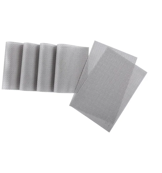 Avono Heat Resistant and Washable Table Mat Silver