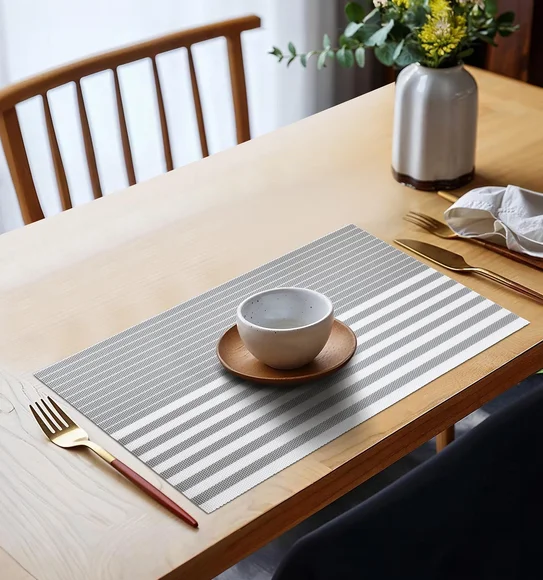 Avono Heat Resistant and Washable Table Mat Grey