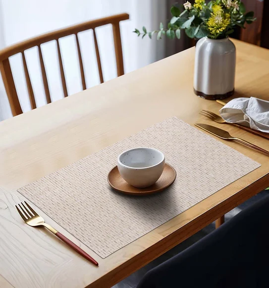 Avono Heat Resistant and Washable Table Mat Beige