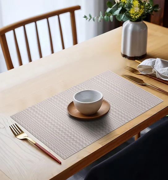 Avono Heat Resistant and Washable Table Mat Beige