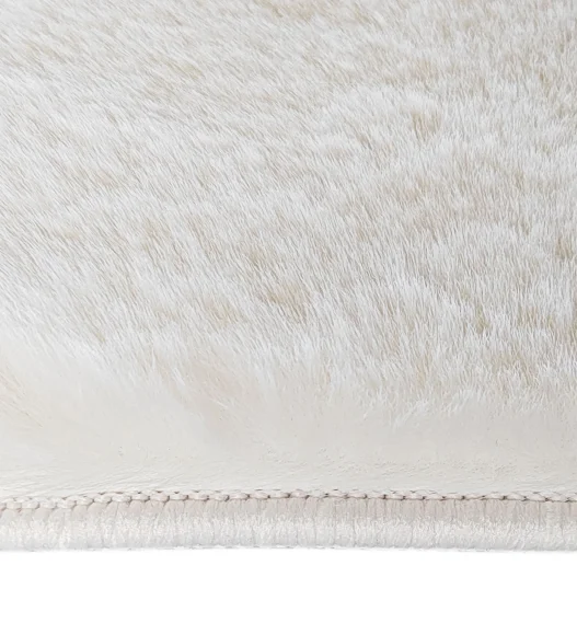New Oslo Rabit Fur Carpet White