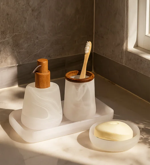 Prism 2 Glass Bath Set White