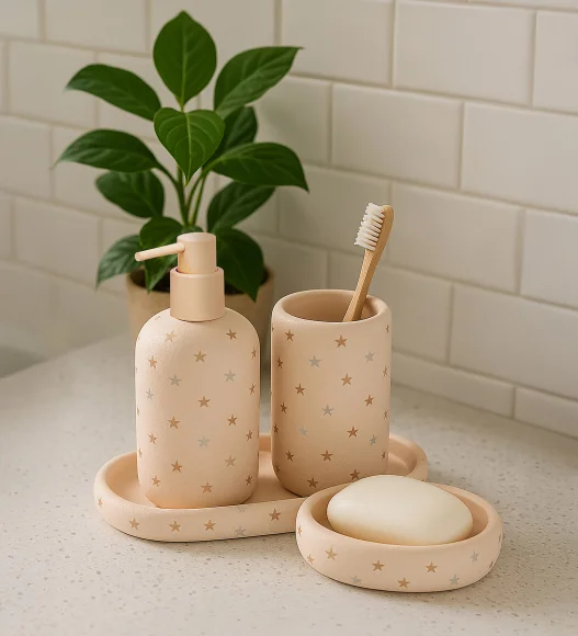 Spaze 2 Polyresin Bath Set Pink