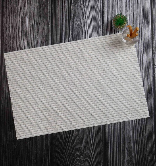 Avono Heat Resistant and Washable Table Mat Cream