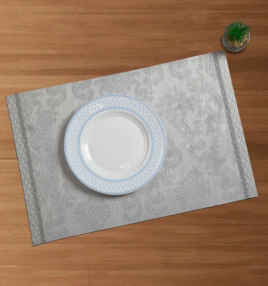 Avono Heat Resistant and Washable Table Mat Cream